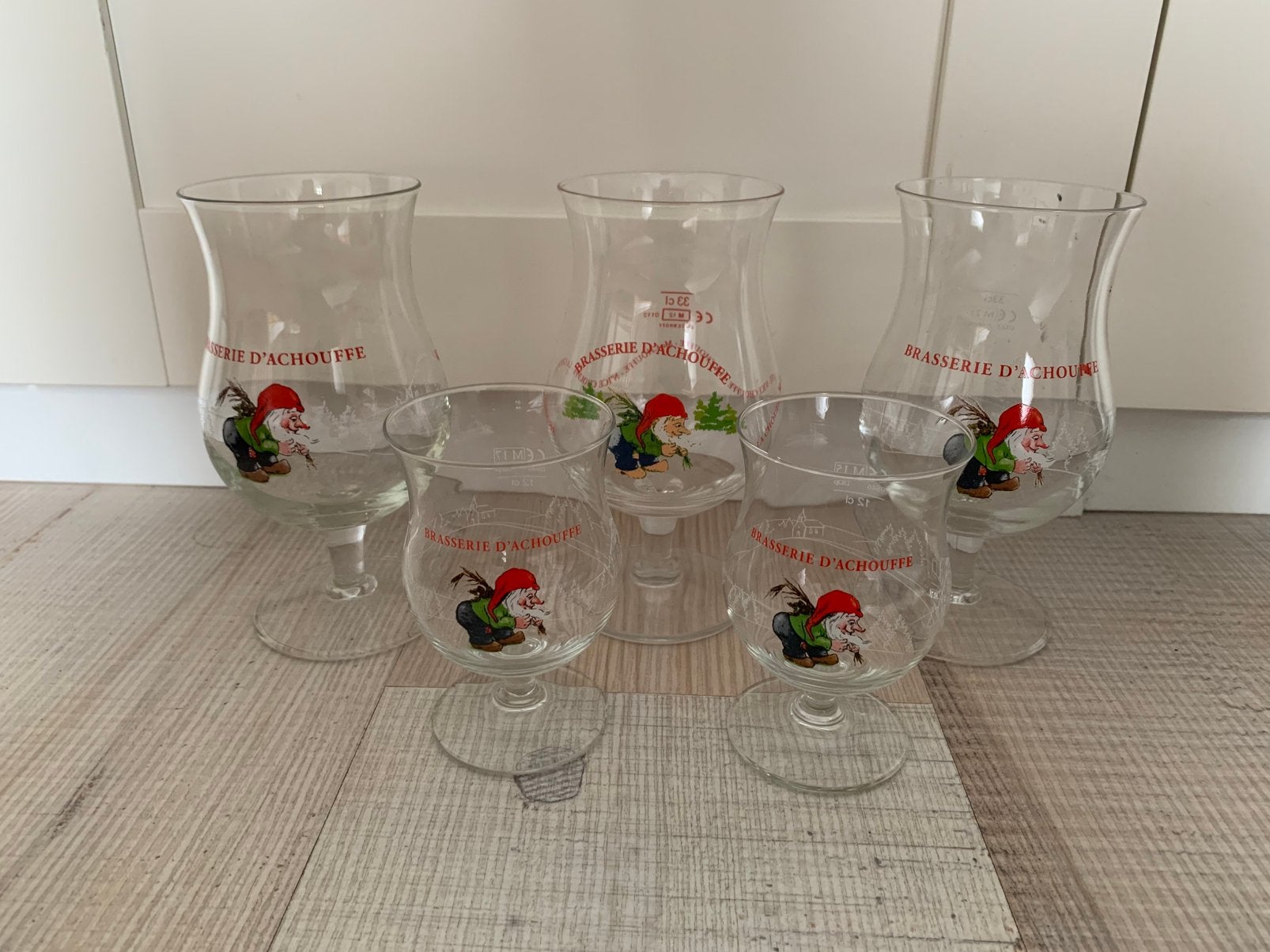5x La Chouffe bierglazen, Verzamelen, Ophalen of Verzenden, Zo goed als nieuw, Glas of Glazen, Overige merken