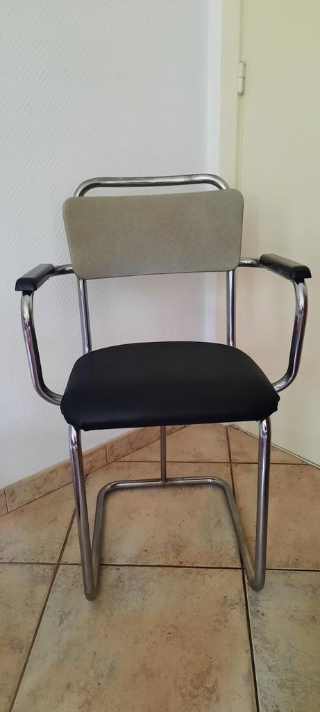 "GISPEN " stoelen  4 stuks uit jaren 1920, Huis en Inrichting, Stoelen, Ophalen, Gebruikt, Zwart