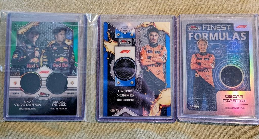 F1 Topps relic Kaarten - Verstappen/Perez, Norris, Piastri, Verzamelen, Ophalen of Verzenden, Zo goed als nieuw, Formule 1
