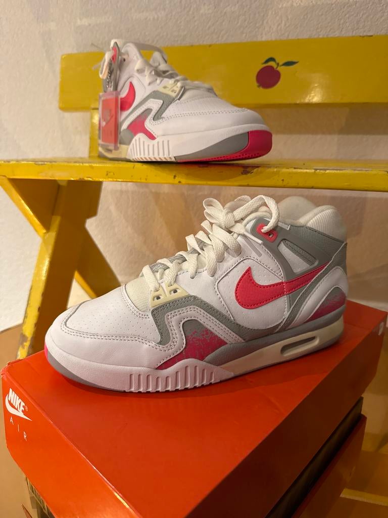 Nike Air Tech Challenge maat 40.5 - Nieuw!, Kleding | Heren, Schoenen, Ophalen of Verzenden, Nieuw, Wit, Sneakers of Gympen