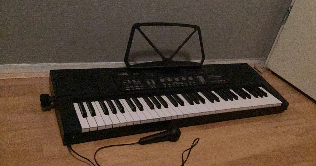 Keyboard, Muziek en Instrumenten, Keyboards, Ophalen, Zo goed als nieuw, 61 toetsen, Overige merken