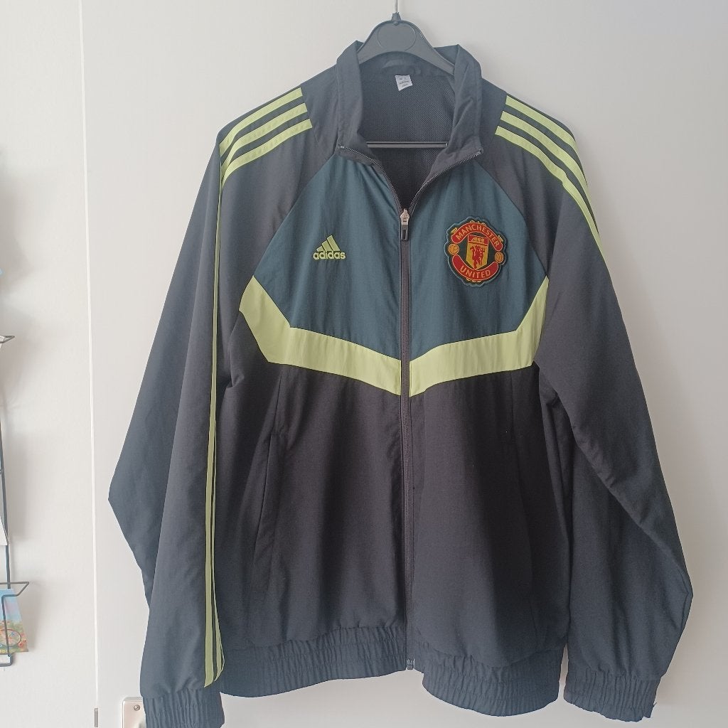 Adidas Manchester United trainingsjack, Nieuw, Ophalen of Verzenden, Adidas, Voetbal