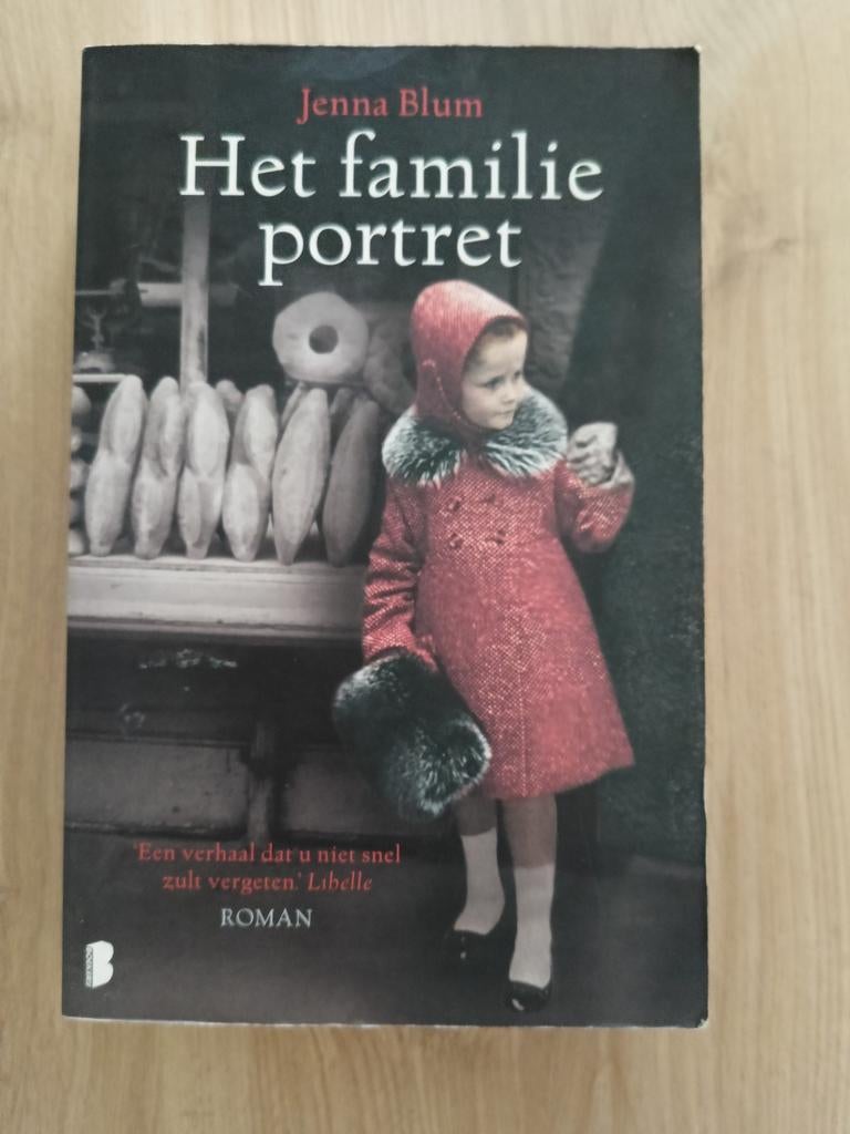 Het Familie portret - Jenna Blum, Ophalen of Verzenden, Zo goed als nieuw