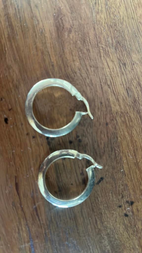 14 kt gouden oorringen, Sieraden, Tassen en Uiterlijk, Piercings, Ophalen of Verzenden, Zo goed als nieuw, Goud