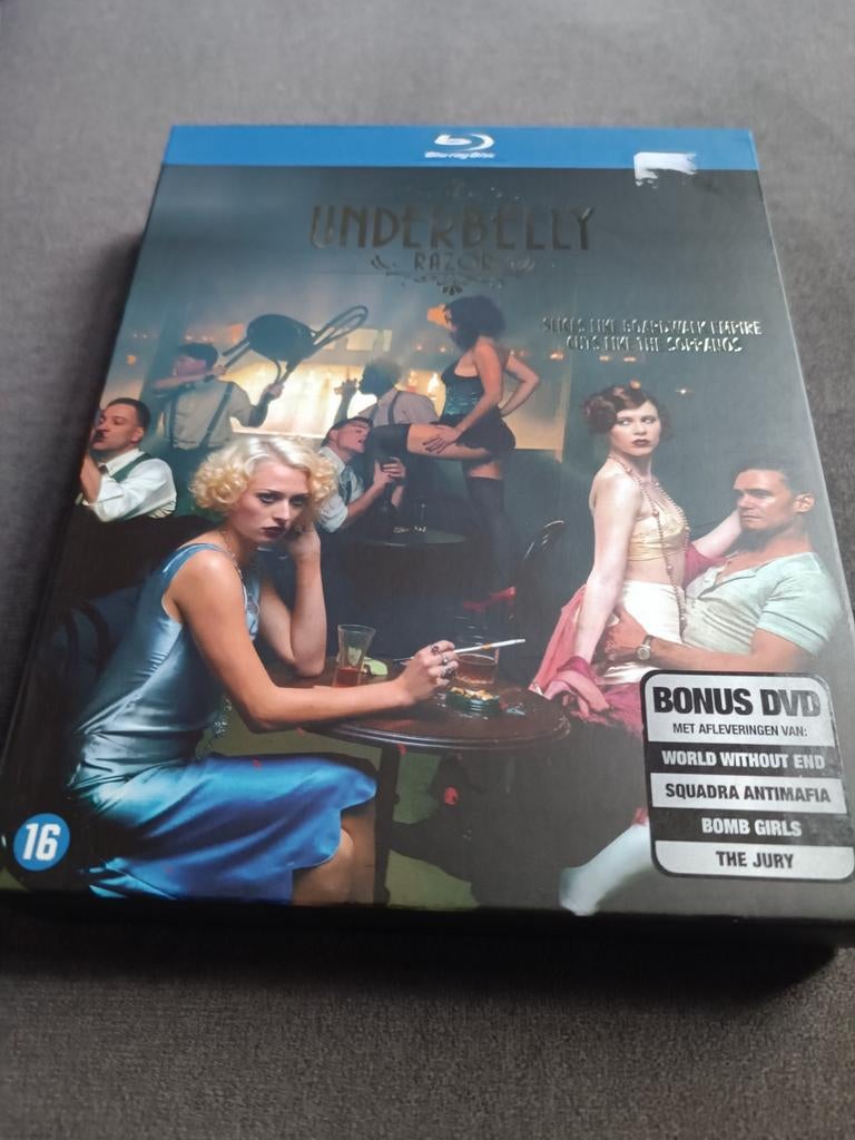 Underbelly razor - bluray, Ophalen of Verzenden, Zo goed als nieuw, Actie