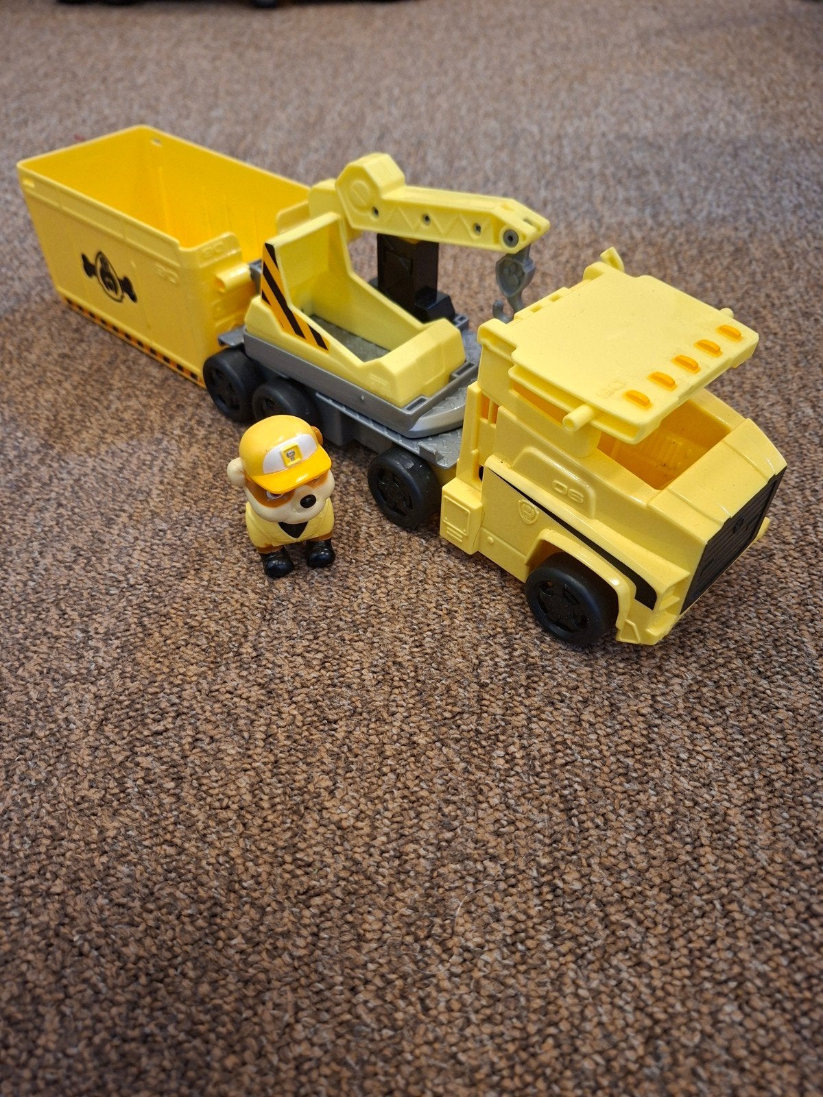 Paw Patrol Rubble's Deluxe Voertuig met Rubble Figuur, Ophalen of Verzenden, Zo goed als nieuw