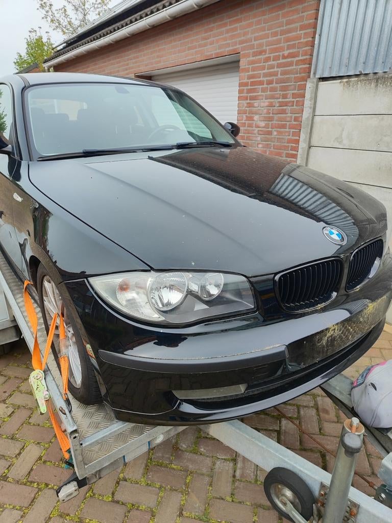 Onderdelen BMW E81 E87 zwart 668 voorkop motorkap voorbumper, Ophalen, Links, BMW, Motorkap