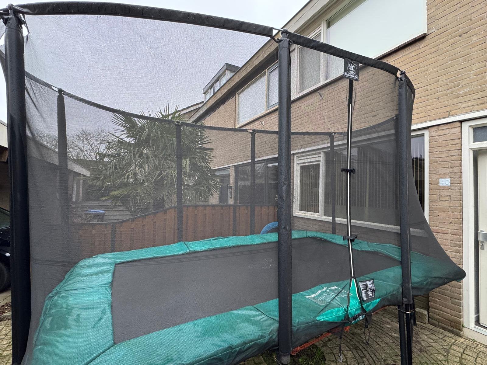 Trampoline, 244 x 366, Ophalen, Gebruikt