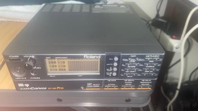 Sound Module Roland SC-88 PRO, Ophalen of Verzenden, Zo goed als nieuw