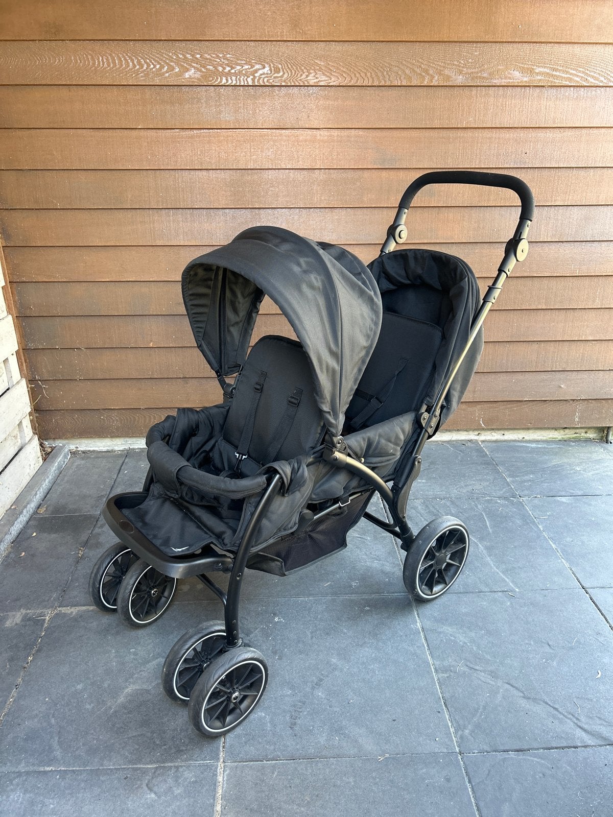 Deryan Zwarte Duowagen/duo buggy - inklapbaar, tweeling, Kinderen en Baby's, Buggy's, Ophalen, Gebruikt, Overige merken, Duomodel