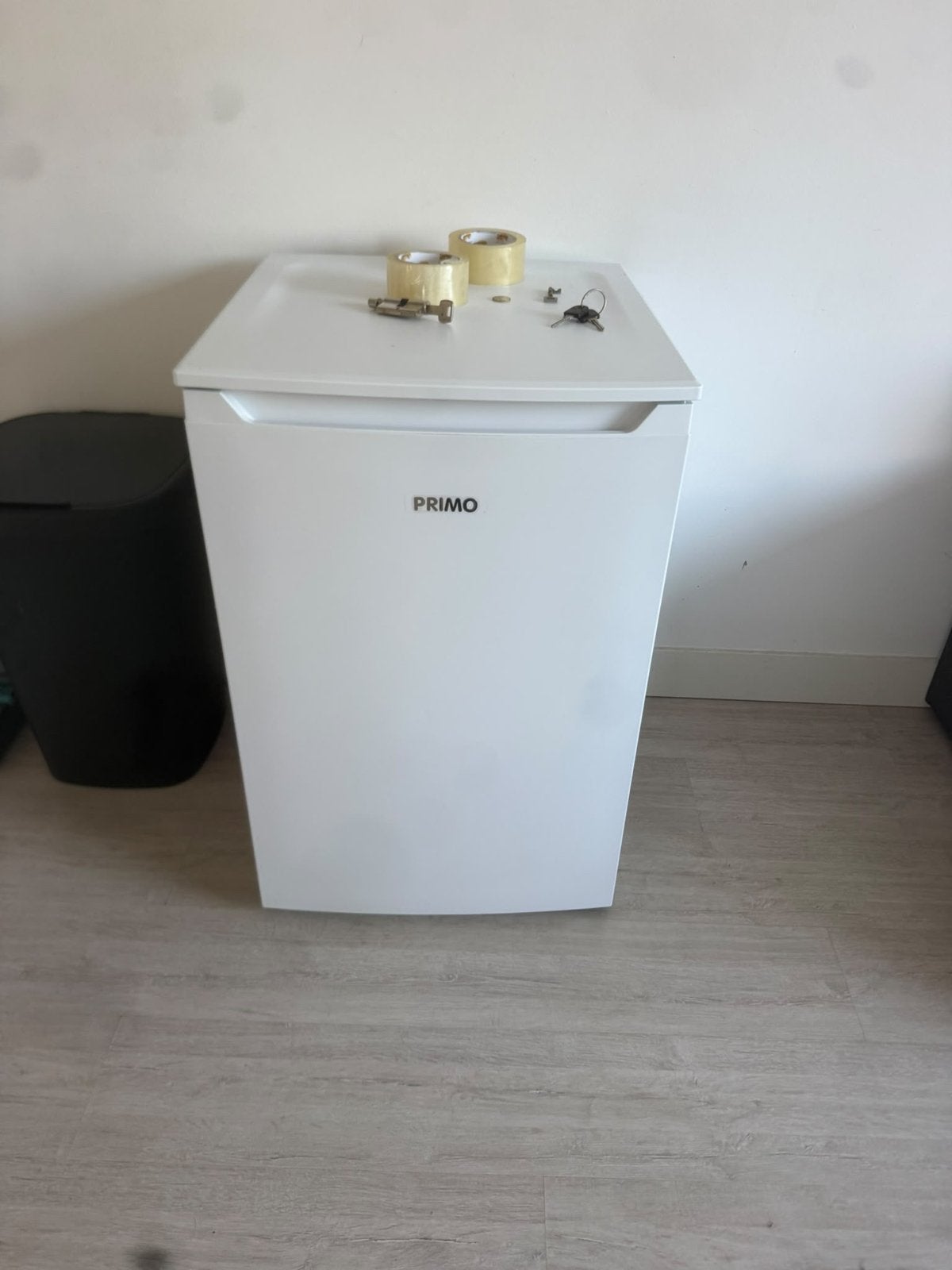 Compacte Primo diepvries - ophalen in Leiden, Ophalen, Gebruikt, Minder dan 85 cm, Minder dan 75 liter