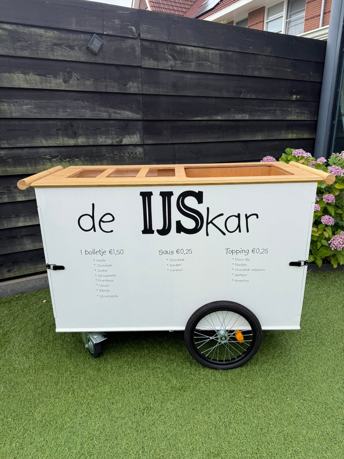 Te koop: handgemaakte ijskar!, Ophalen, Zo goed als nieuw