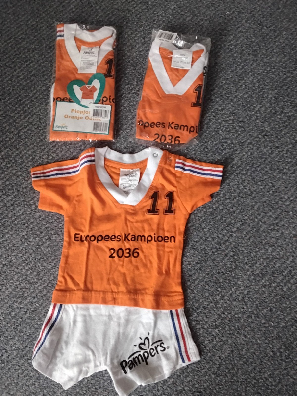 Oranje rompertje als voetbalpakje, Ophalen, Zo goed als nieuw, Overige binnenlandse clubs, Shirt