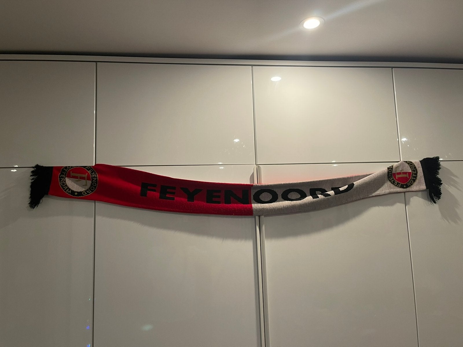 Klassieke Feyenoord Rotterdam Voetbalsjaal (Rood-Wit), Ophalen, Zo goed als nieuw, Feyenoord, Vaantje of Sjaal