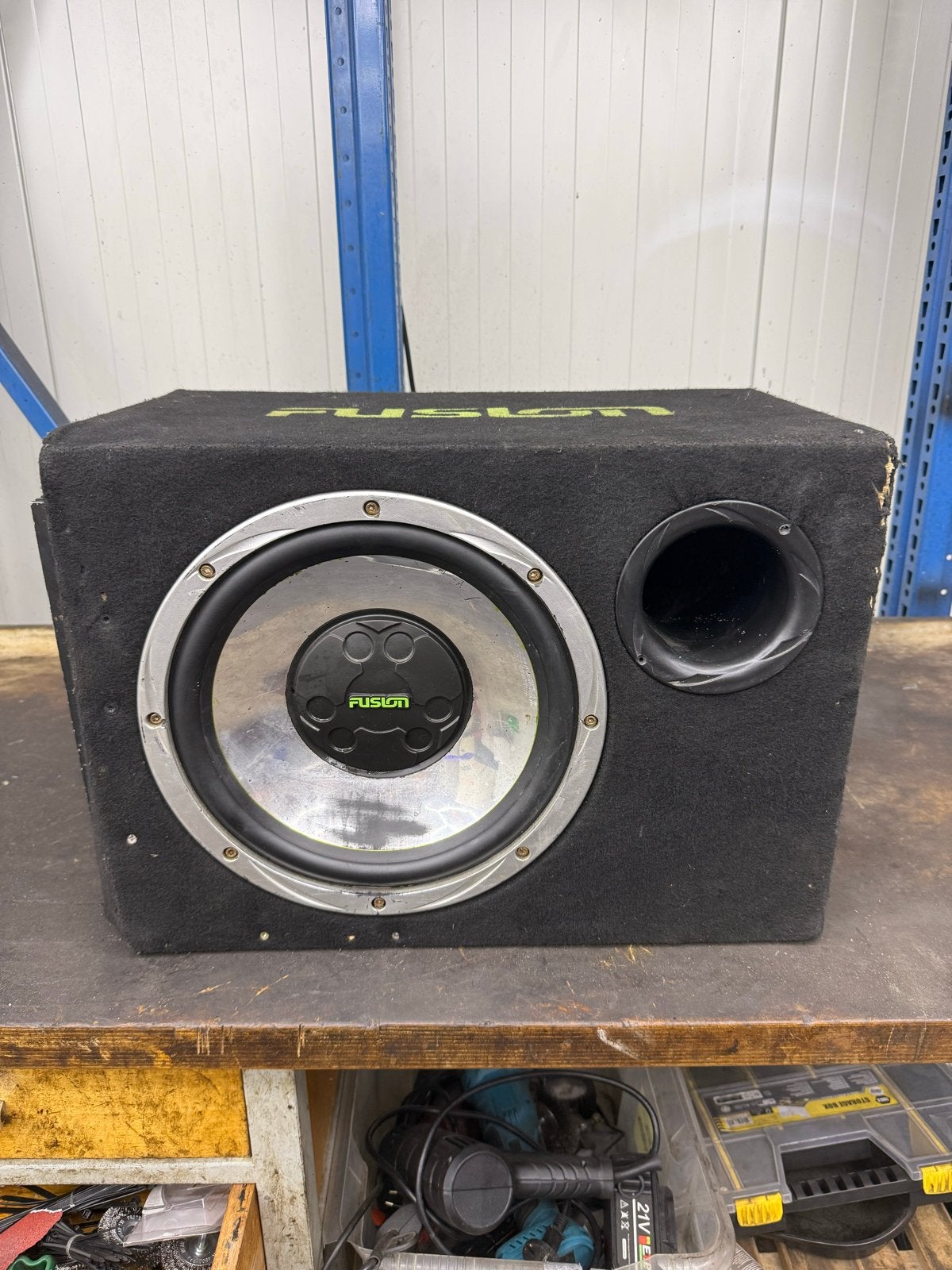 Fusion Subwoofer met Caliber Versterker - Auto Audio Set, Ophalen of Verzenden, Gebruikt