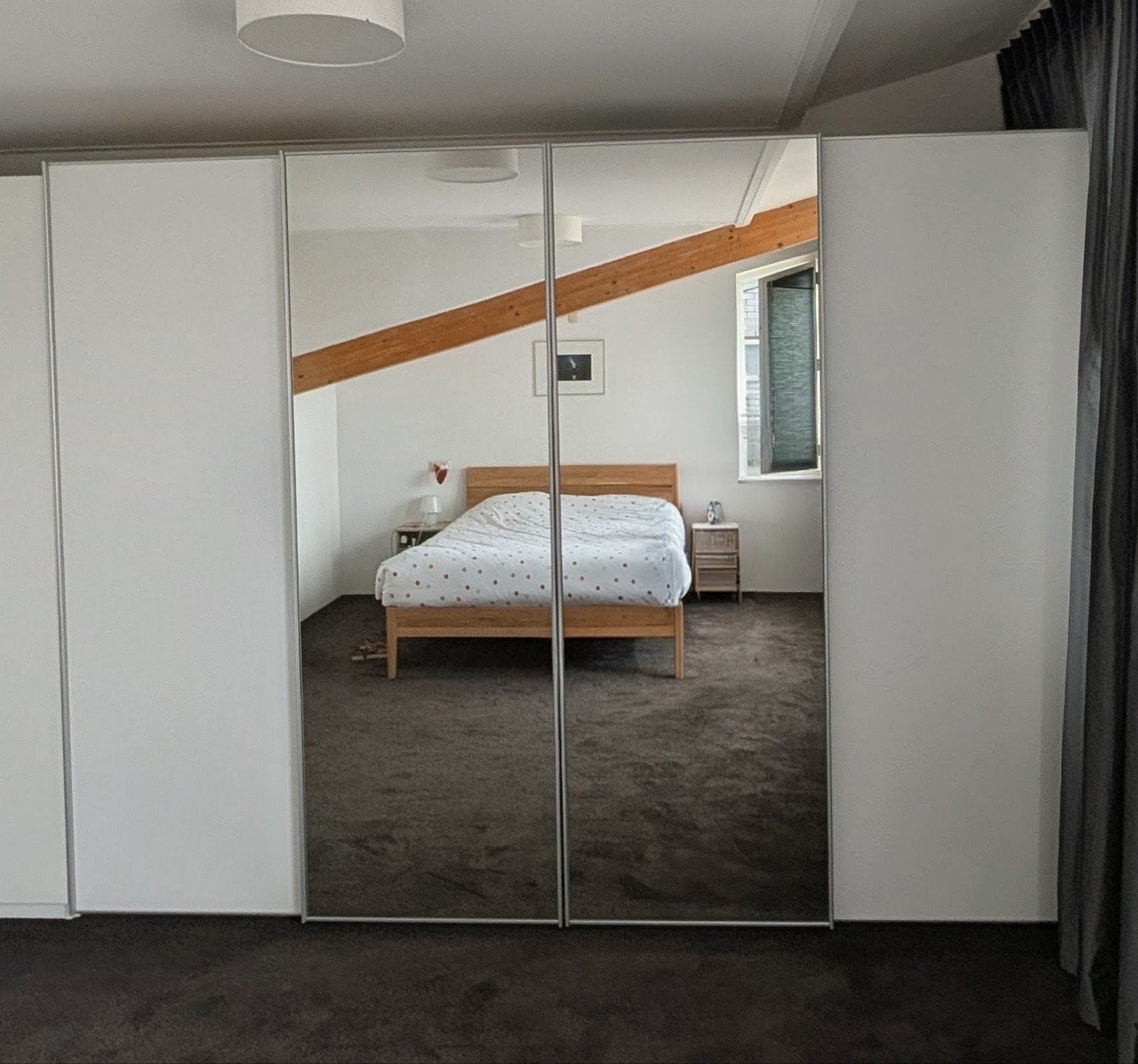 Keurige zweefdeurkast met spiegeldeuren 320x240 cm, Huis en Inrichting, Kasten | Kledingkasten, Ophalen, Gebruikt, 200 cm of meer