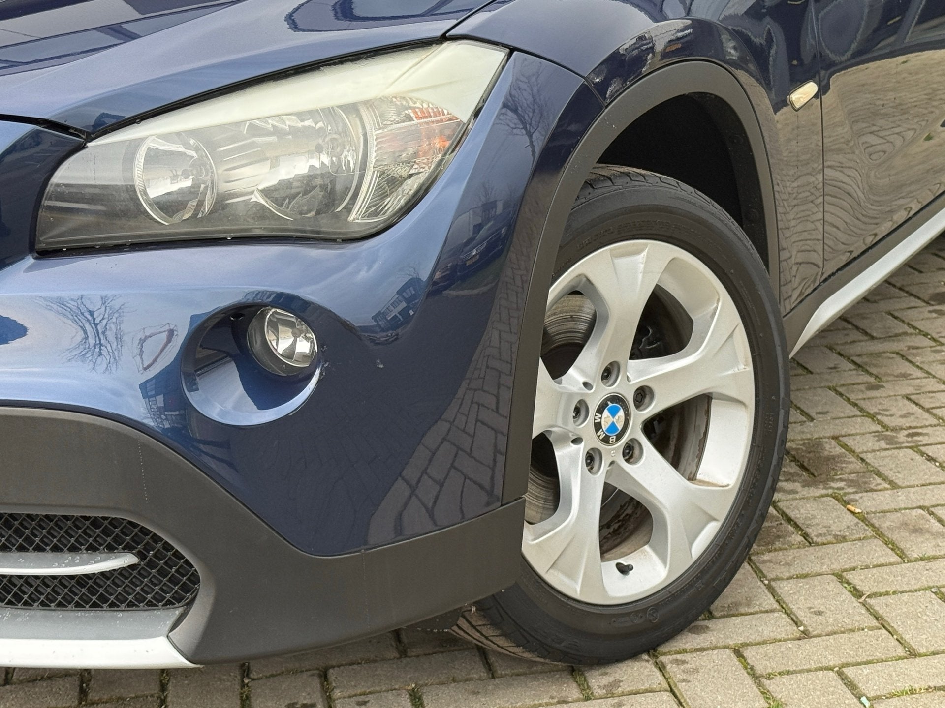 BMW X1 SDrive18i Executive / LAGE KM / PDC / AIRCO / NAVI, Auto's, BMW, X1, Euro 5, Achterwielaandrijving, 4 cilinders