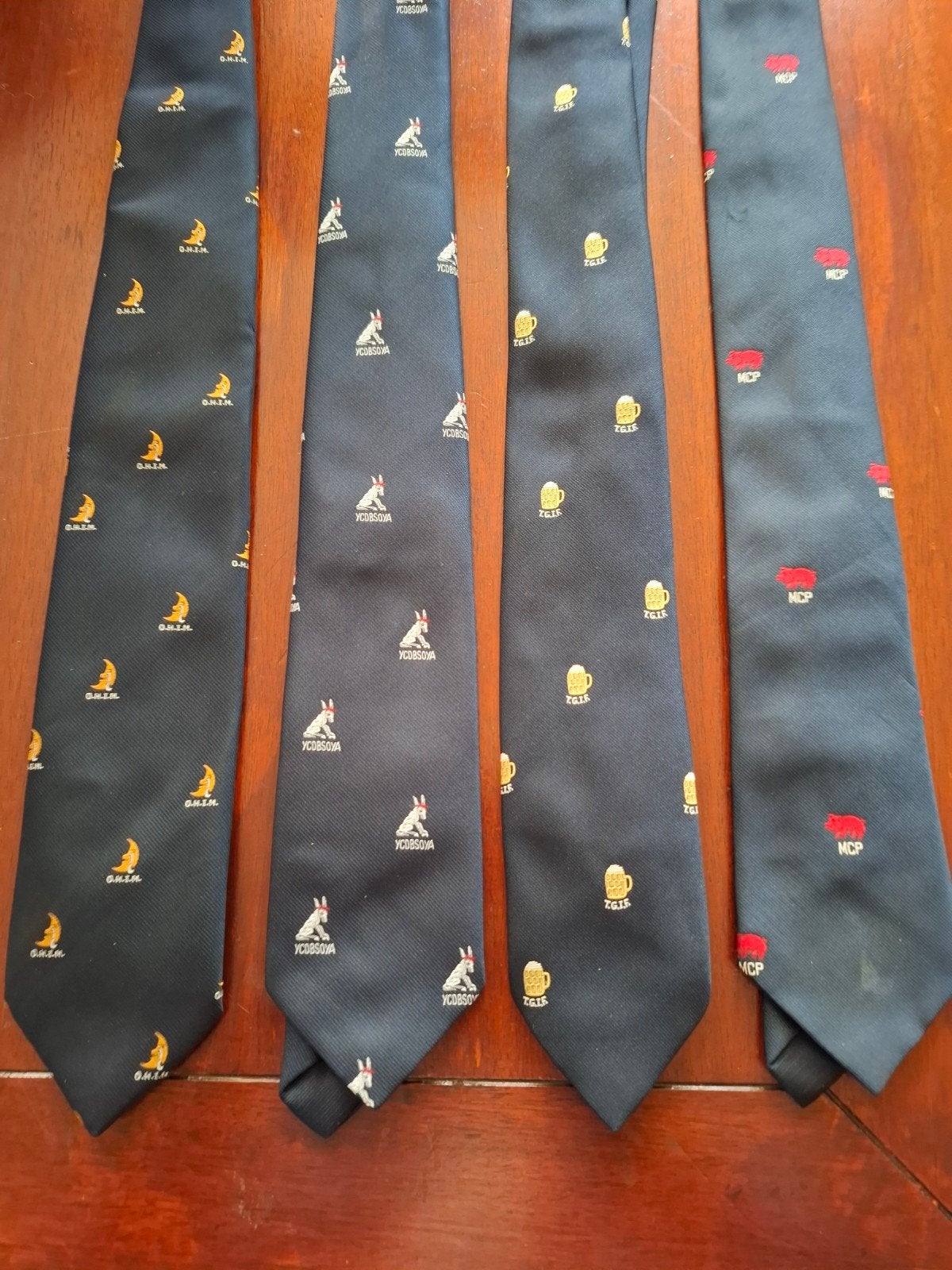 Set van 4 unieke stropdassen met grappige patronen, Ophalen of Verzenden, Gedragen, Meerkleurig, Met patroon