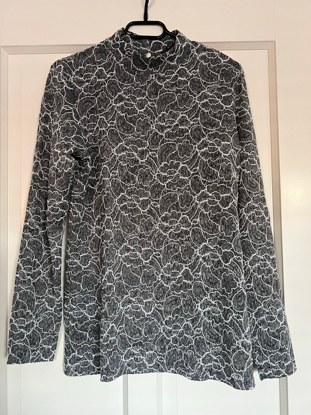 Esprit blouse maat M - Grijs met wit kantpatroon, Ophalen of Verzenden, Gedragen, Maat 38/40 (M), Grijs