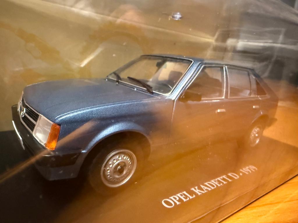 Uniek mooie Opel Kadett D  1.3 Berliner, Hobby en Vrije tijd, Modelauto's | 1:24, Ophalen of Verzenden, Nieuw
