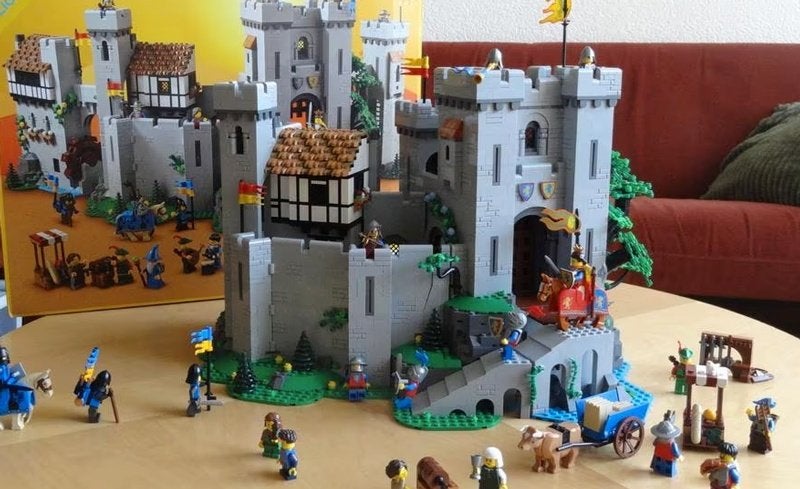 Lion Knights Castle Lego 10305, Overige thema's, Lego, Ophalen of Verzenden, Zo goed als nieuw