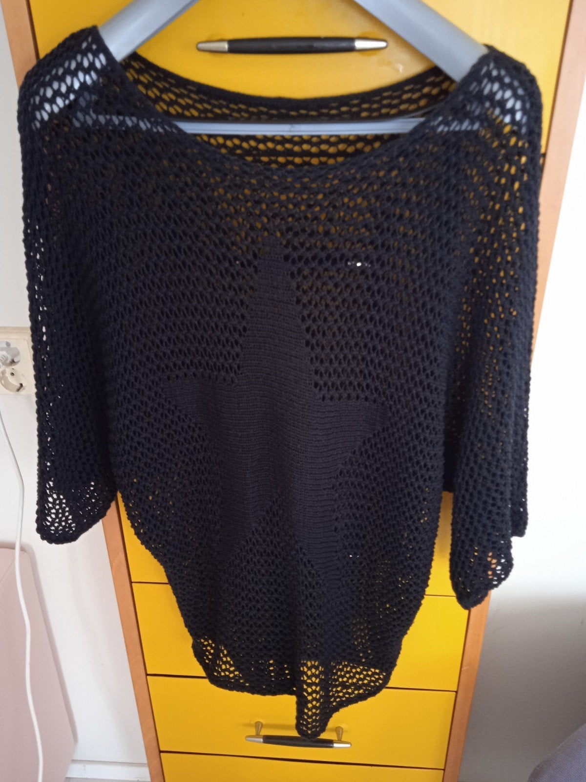 Opengewerkt zwart top l/xl 6,€ alles moet weg, Zwart, Maat 46/48 (XL) of groter, Ophalen of Verzenden, Zo goed als nieuw