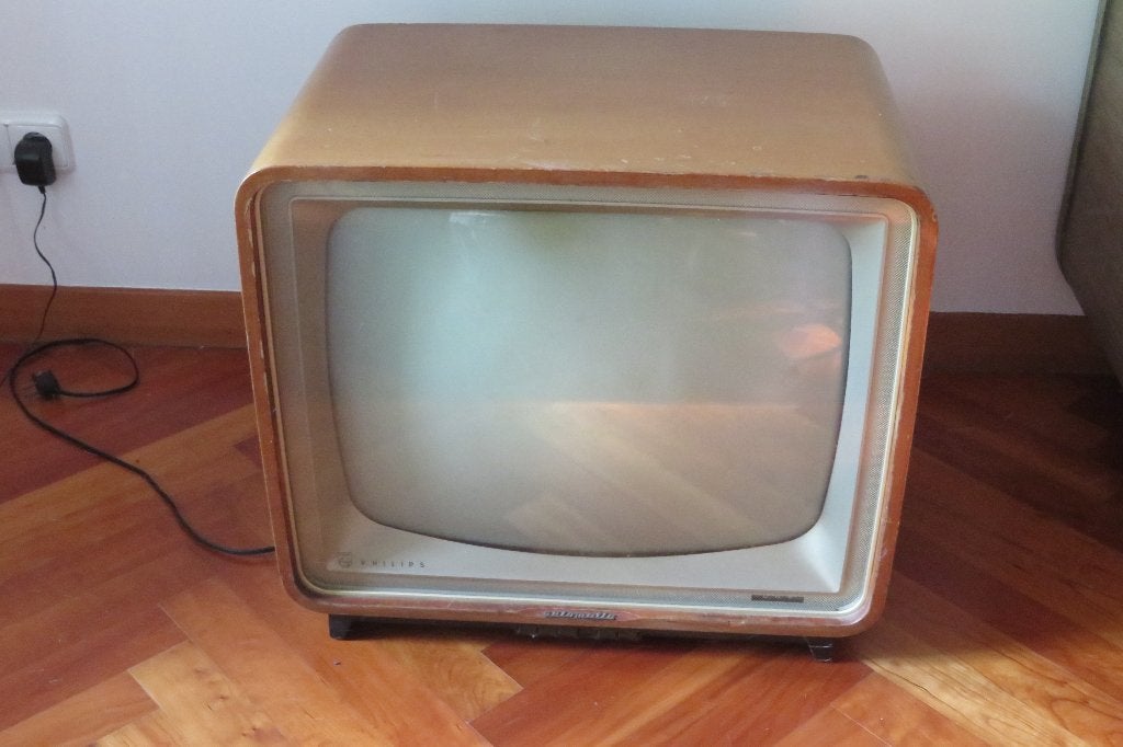 Leuke oude vintage Philips Automatic tv televisie hout (2), Ophalen, Gebruikt, 60 tot 80 cm, Philips