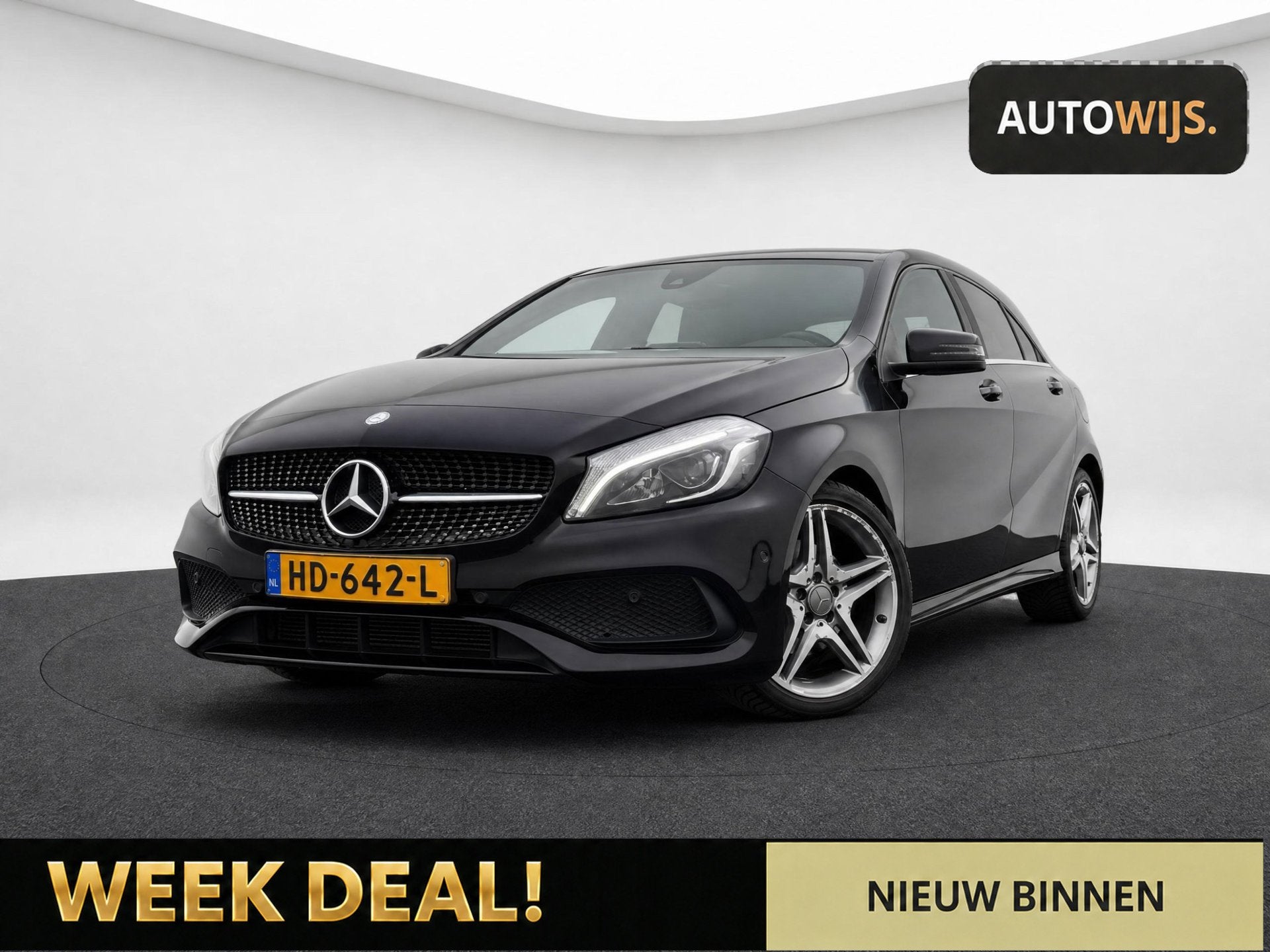 Mercedes-Benz A-klasse 180 Ambition|NL AUTO|AMG VELGEN|FACEL, Gebruikt, 4 cilinders, Leder en Stof, 695 kg
