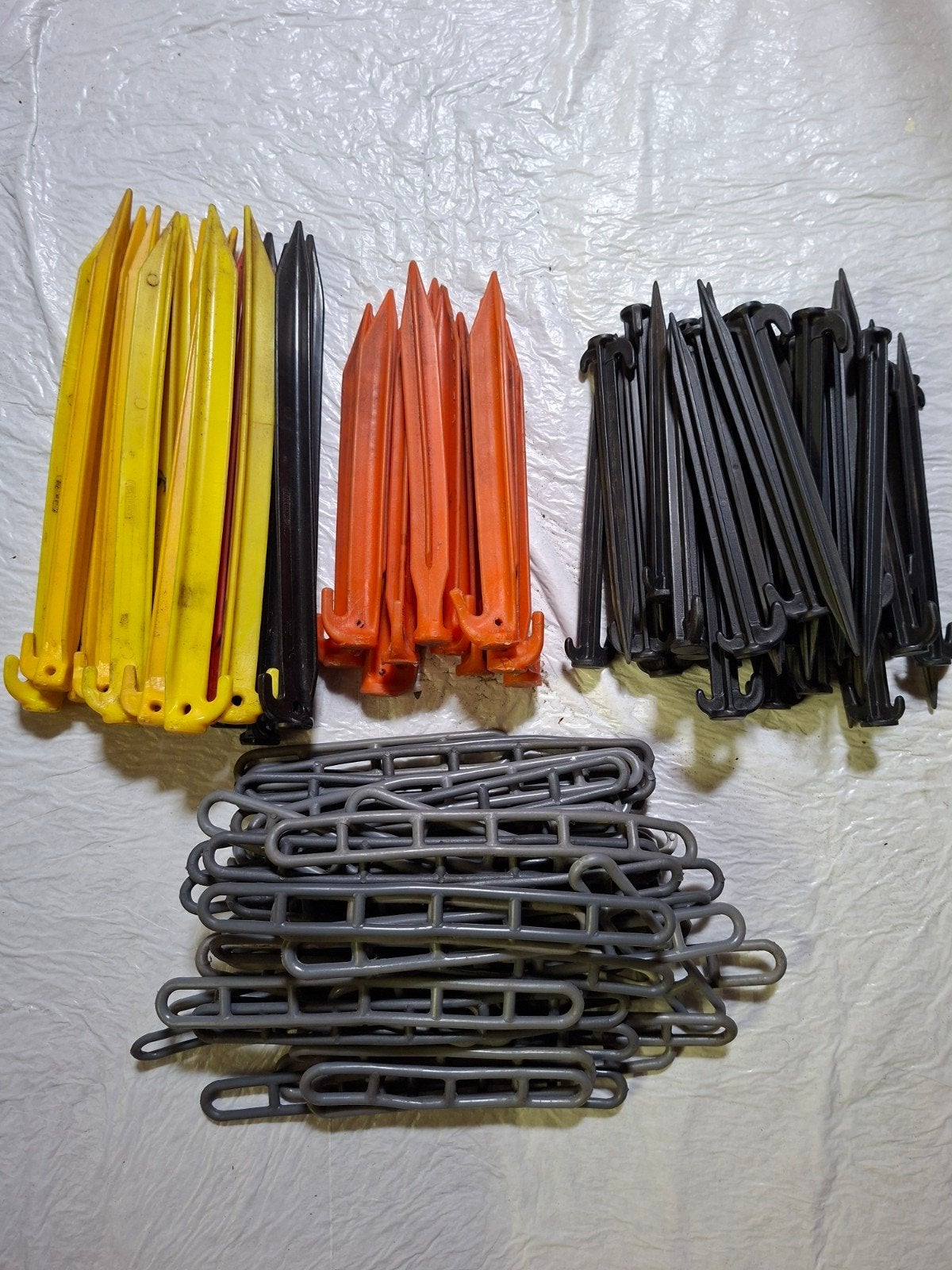 Tent haringen en spanrubbers., Caravans en Kamperen, Ophalen of Verzenden