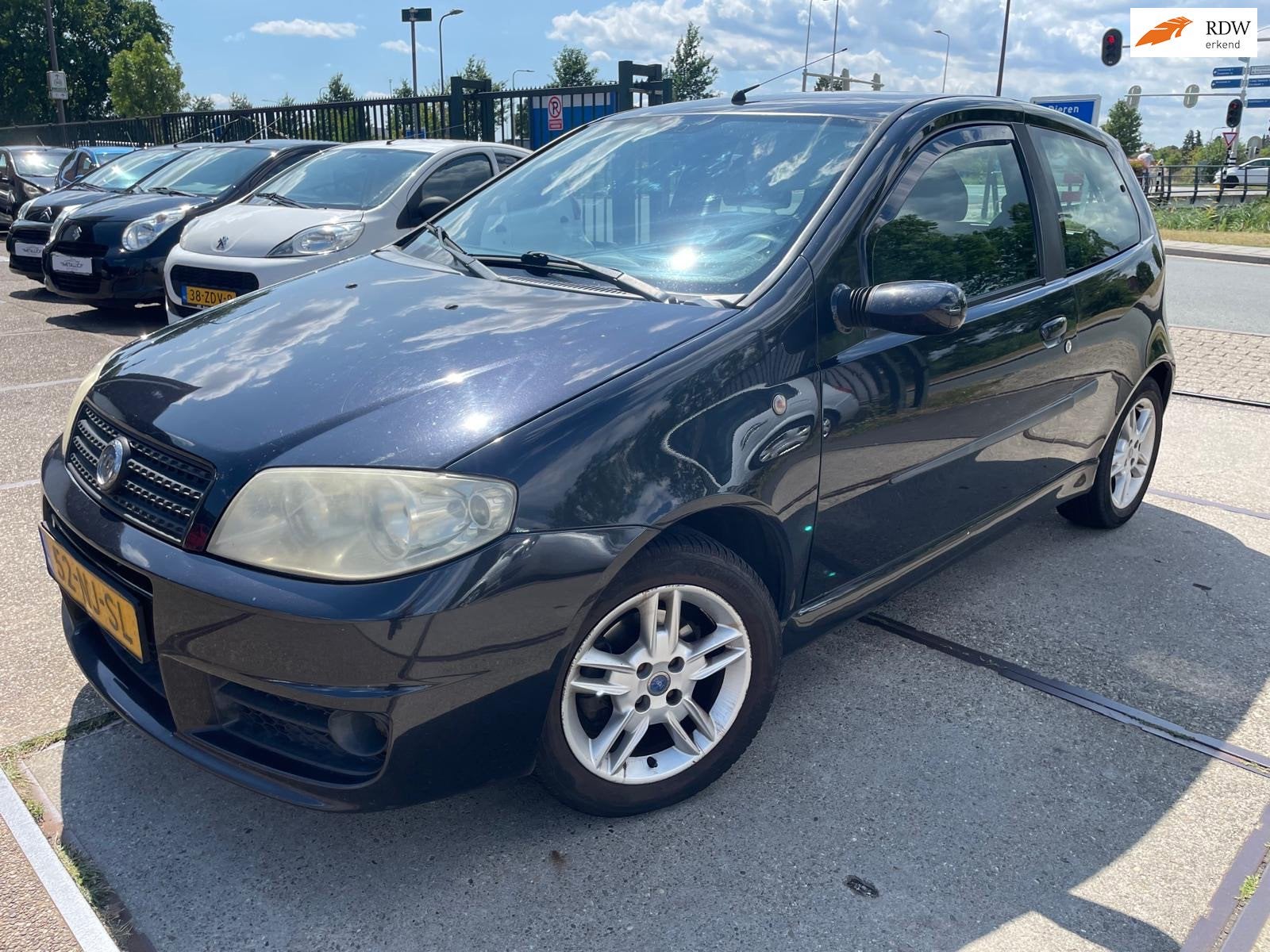 Fiat Punto 1.4-16V Sporting | NAP |, Voorwielaandrijving, 15 km/l, 400 kg, Zwart