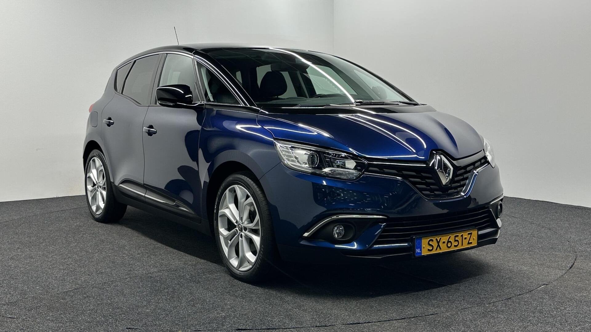 Renault Scenic 1.3 TCe Zen CARPLAY CRUISE 104.000 KM LM, Voorwielaandrijving, Stof, Euro 6, 4 cilinders