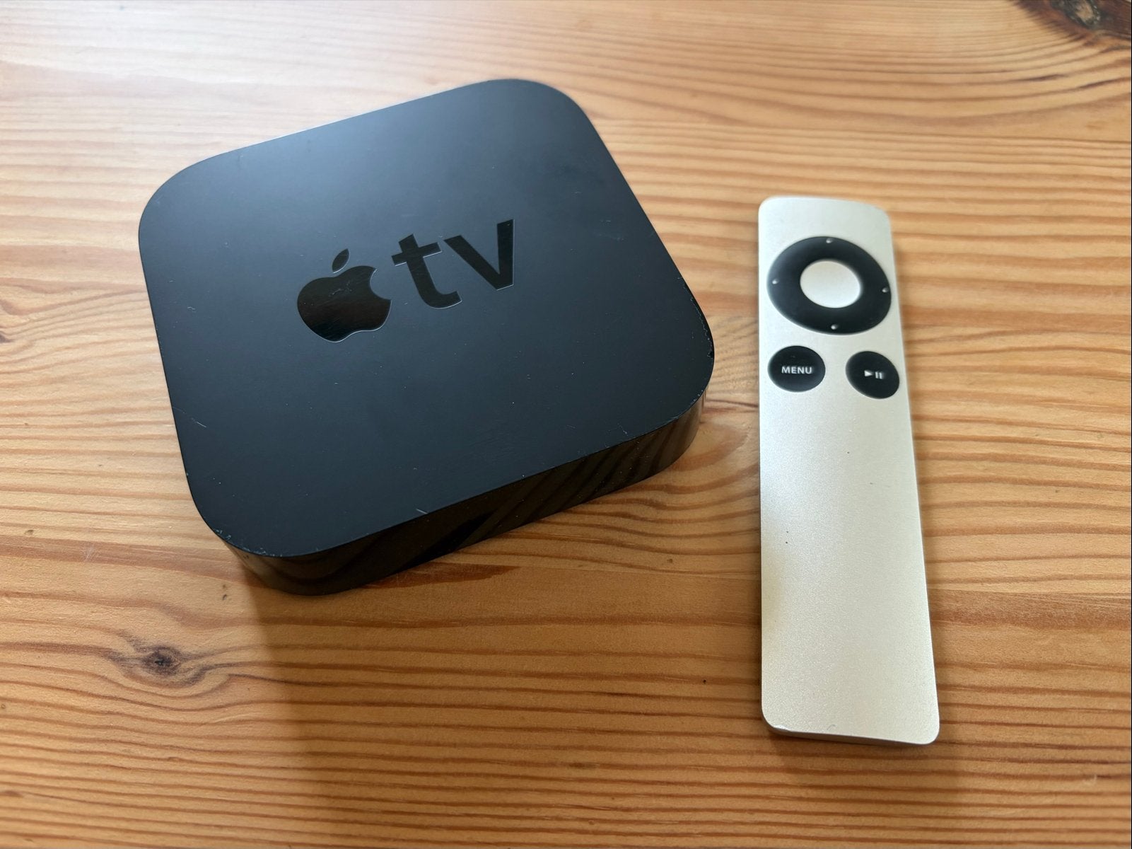 Apple TV (3e generatie) A1469 met afstandsbediening, Ophalen of Verzenden, Zo goed als nieuw, HDMI, Zonder harde schijf