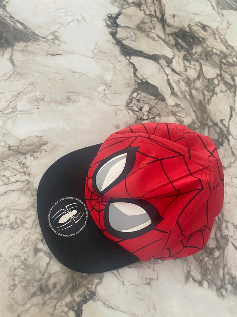 Spiderman pet H&M Marvel - Maat 92/104, Ophalen, Gebruikt, Pet, 104 of kleiner