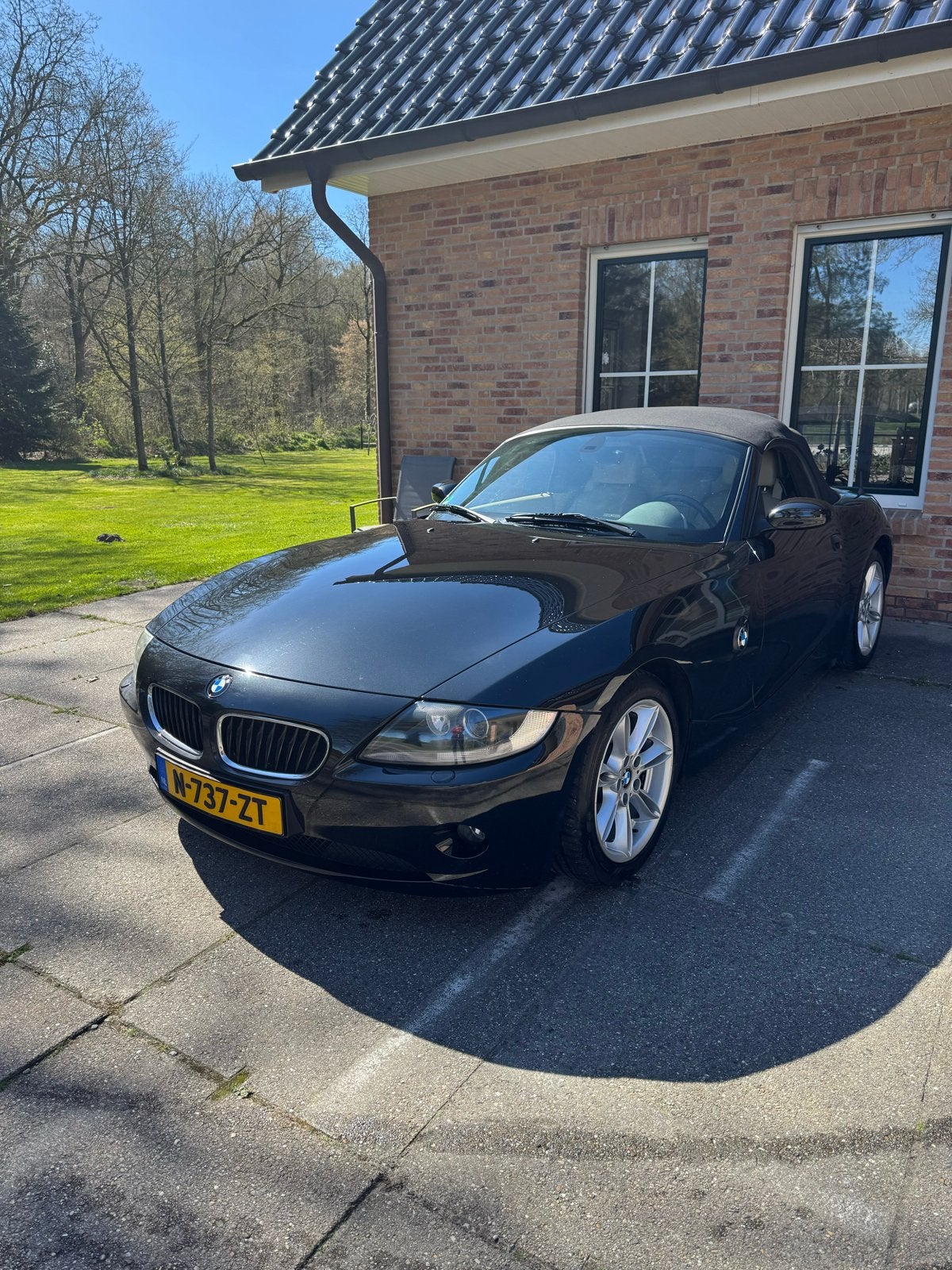 Mooie BMW Z4 2.2 2005, 2171 cc, Achterwielaandrijving, Cabriolet, Zwart