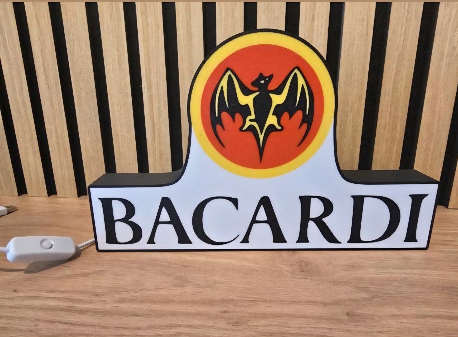 Bacardi LED Lamp - Sfeervolle Verlichting voor Thuisbar, Met schakelaar, Overige merken, Kunststof, Meerkleurig