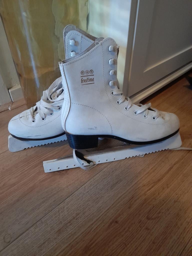 Witte Freetime kunstschaatsen - Maat 37, Ophalen, Gebruikt, Kunstschaatsen, Overige merken