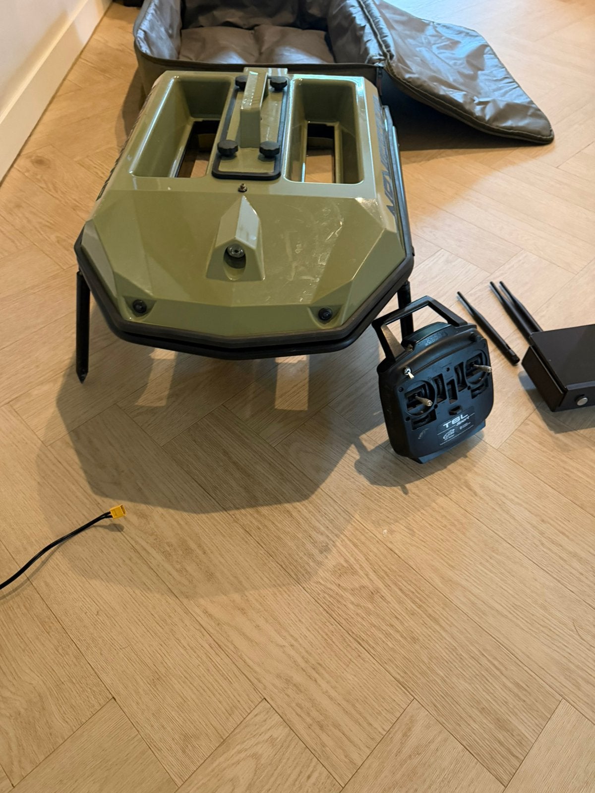 Navigator pro mat groen, Ophalen, Zo goed als nieuw, Overige typen