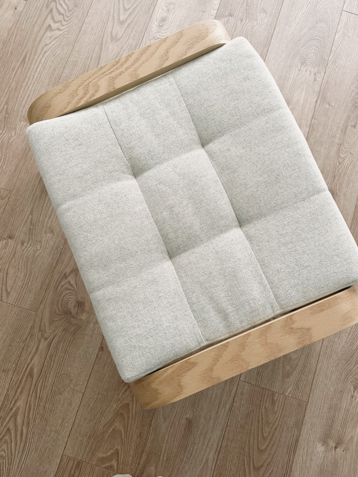 IKEA POÄNG Voetenbank, wit gebeitst eikenfineer/Gunnared bei, Huis en Inrichting, Ophalen, Zo goed als nieuw, Rechthoekig, 50 tot 75 cm