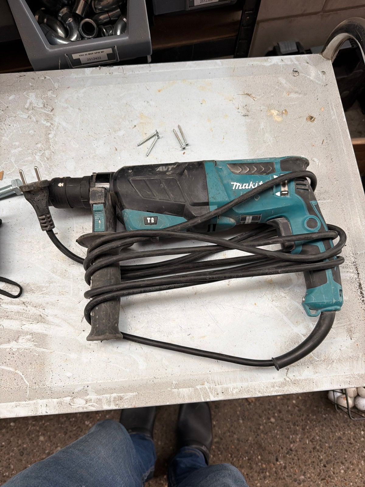 Makita HR2631FT Boorhamer - Zo goed als nieuw, 600 watt of meer, Boor- en/of Breekhamer, Ophalen of Verzenden, Zo goed als nieuw