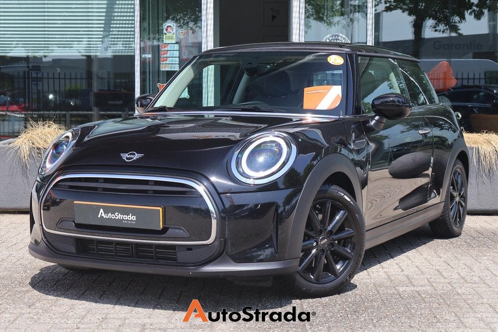 Mini Mini 3-Deurs (f56) 1.5 Business Edition 102pk | Automaa, Auto's, Mini, Gebruikt, Met garantie (alle), 4 stoelen, Leder en Stof