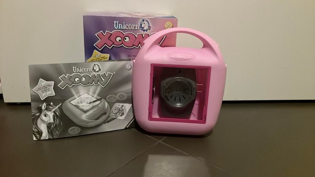 Xoomy Eenhoorn Tekenset - Roze Tekenmachine met Sjablonen, Ophalen, Zo goed als nieuw, Overige typen