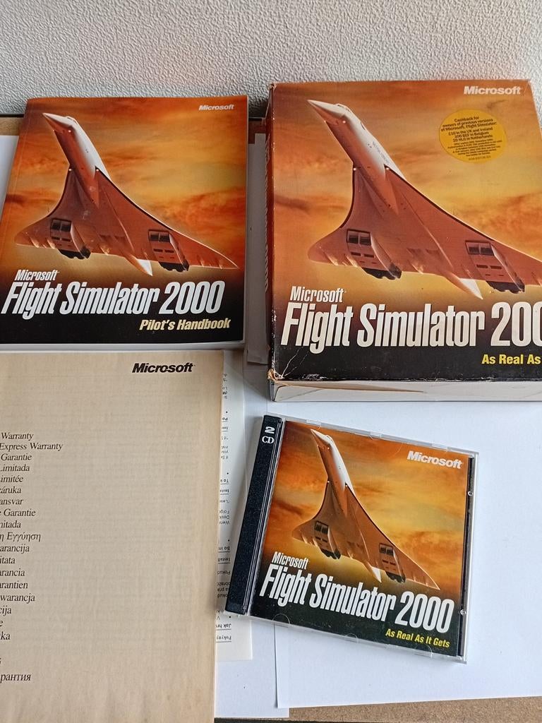 Microsoft Flight Simulator 2000 - PC CD-ROM, Gebruikt, 1 speler, Ophalen of Verzenden, Vanaf 3 jaar