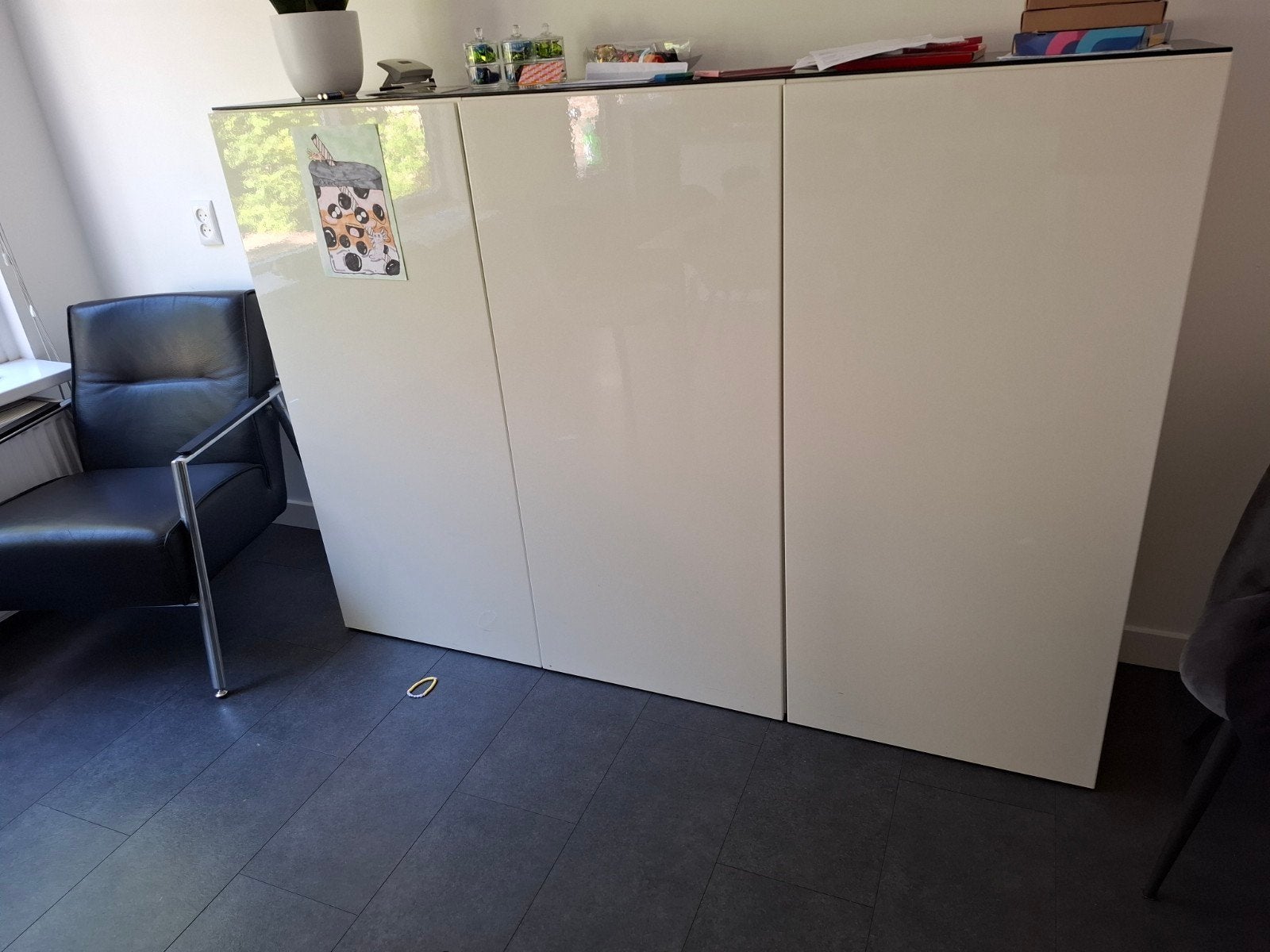 IKEA BESTA wit Kast 180x42x128 cm met bovenblad glas zwart, Ophalen, Gebruikt