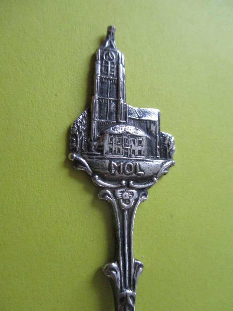 Lepeltje Kerk Mol , Belgie, Verzenden, Zo goed als nieuw