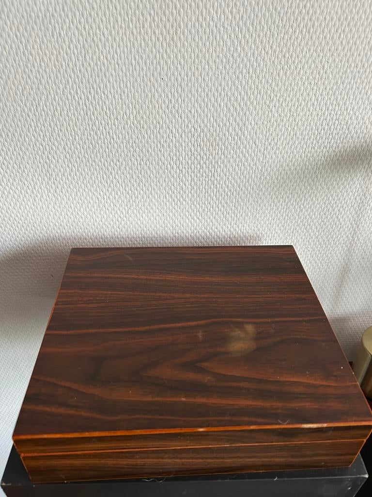Sigaren humidor, Verzamelen, Rookartikelen, Aanstekers en Luciferdoosjes, Ophalen of Verzenden, Zo goed als nieuw, Tabaksdoos of Verpakking