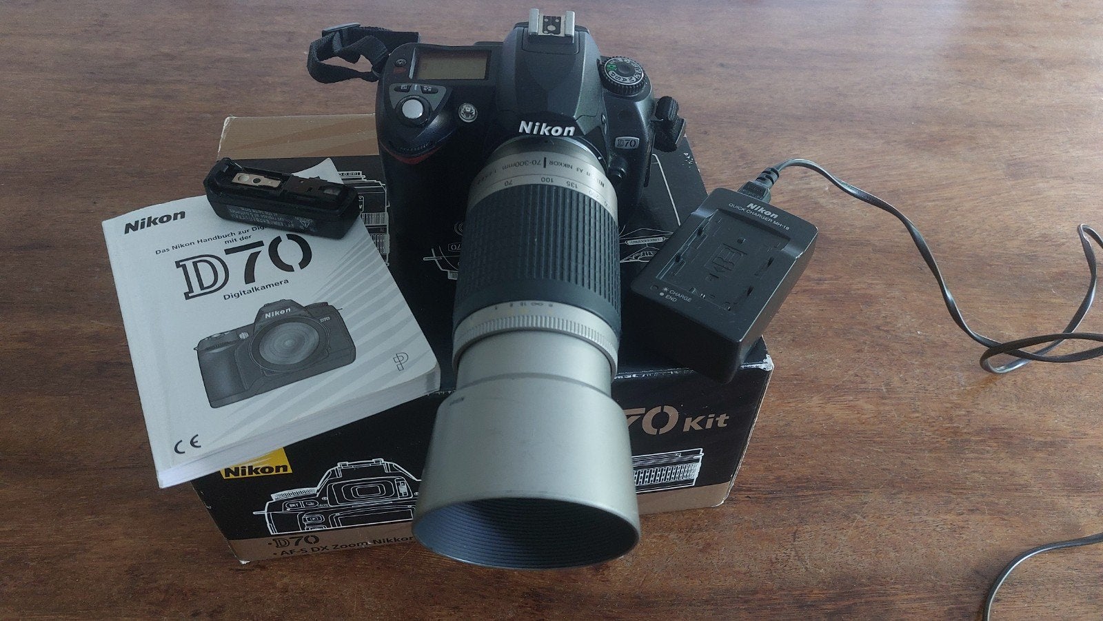 Nikon D70 spiegelreflexcamera met lens en accessoires, Ingebouwde flitser, Spiegelreflex, Ophalen of Verzenden, Nikon