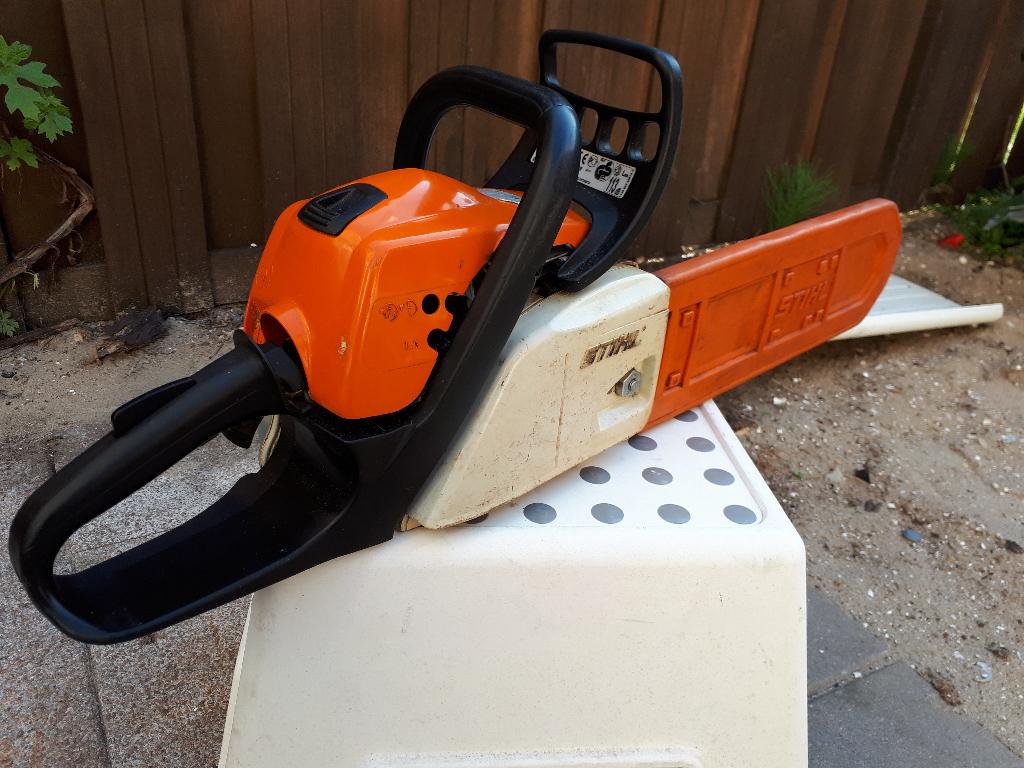 Stihl MS181 Kettingzaag In Zeer nette staat, Tuin en Terras, Hand-tuingereedschap, Ophalen, Zo goed als nieuw