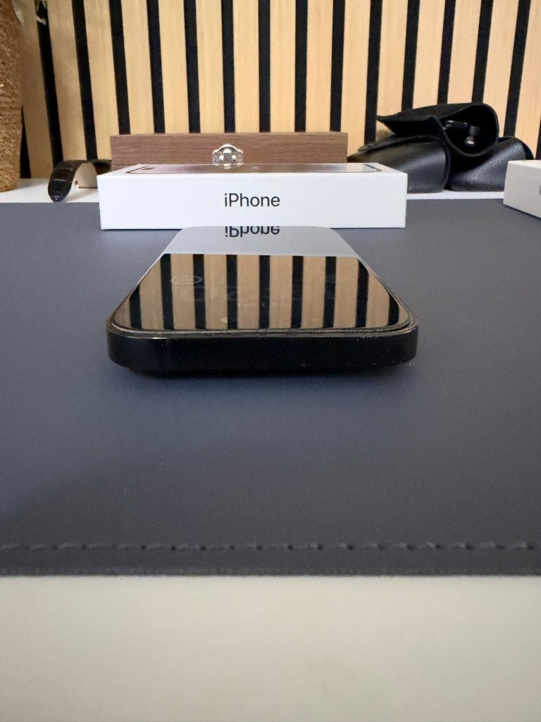 Foto 13 van iPhone 14 Pro 256 GB Space Black | MET ACCESSOIRES | 77%