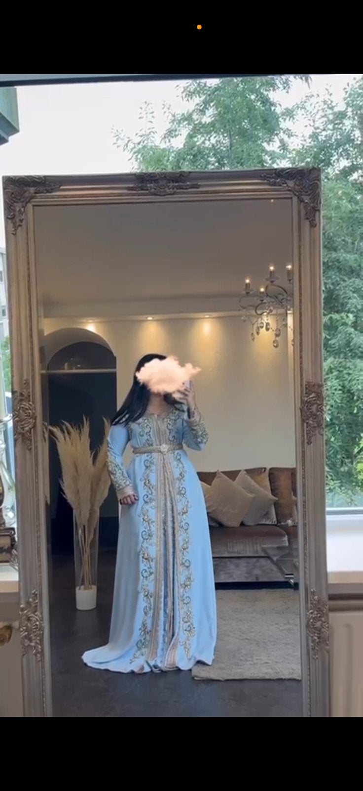 TE HUUR – ZEER EXCLUSIEVE Marokkaanse Takchita / Caftan, Ophalen of Verzenden, Zo goed als nieuw, Blauw