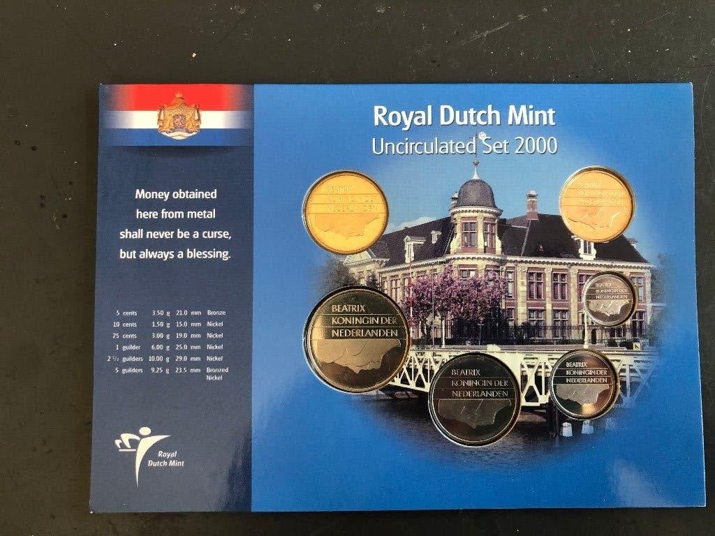 Koninklijke nederlandse                             €4,95, Verzenden, Koningin Beatrix, Overige waardes, Setje